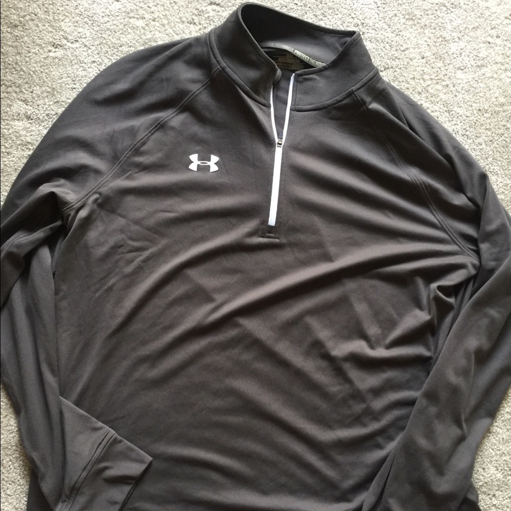 Under armer half zip pullover